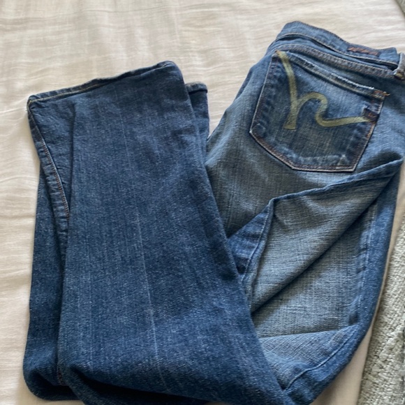 Used - Picture 1 of 1